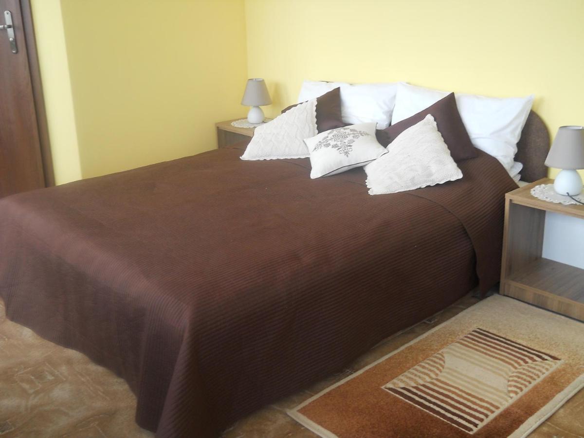 U Derca Apartment Gniezdzewo Ngoại thất bức ảnh