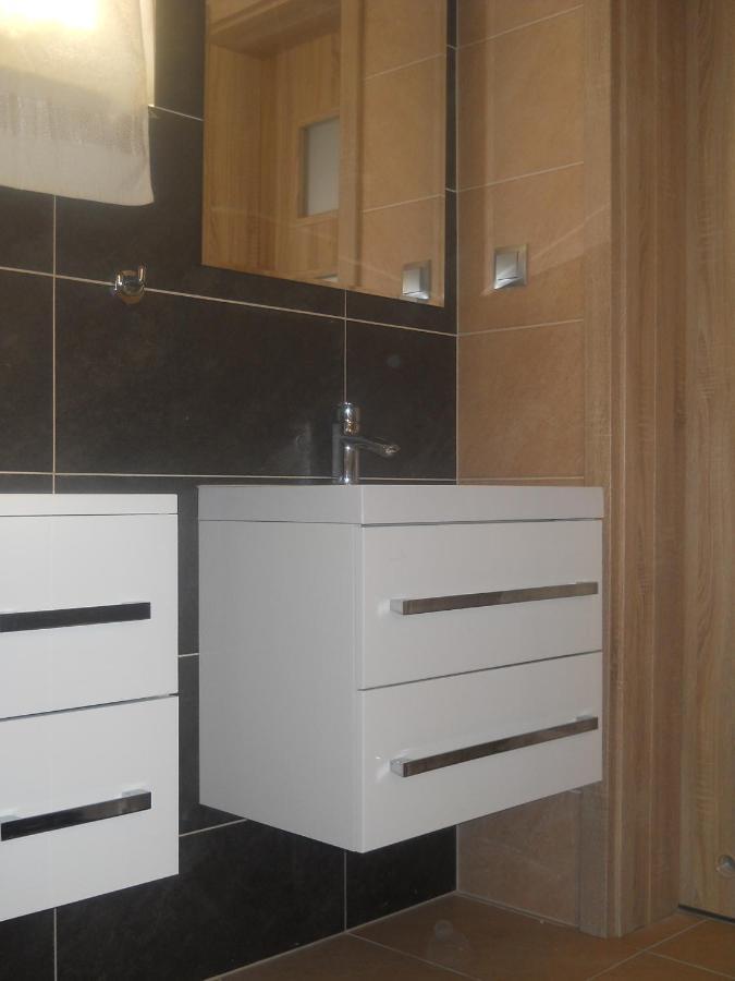 U Derca Apartment Gniezdzewo Ngoại thất bức ảnh